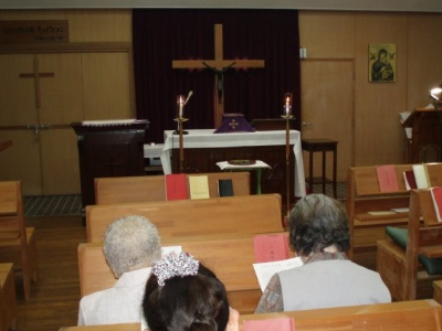 聖ミカエル教会礼拝風景